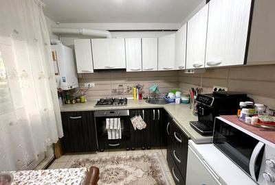 Apartament cu 3 camere decomandat, mobilat în Frumoasa