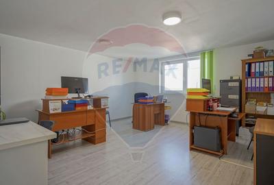 Spațiu comercial, de 520 mp, în Uzina 2 - 19