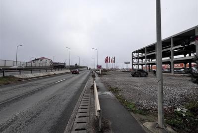 Spațiu comercial, de 1,800 mp, în Centura - 10