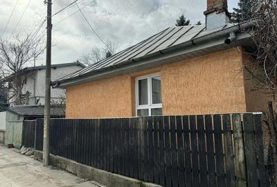 Casă cu Teren 195 Mp în Sărărie - 4