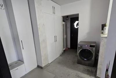 Apartament cu 2 camere decomandat, mobilat în Trocadero