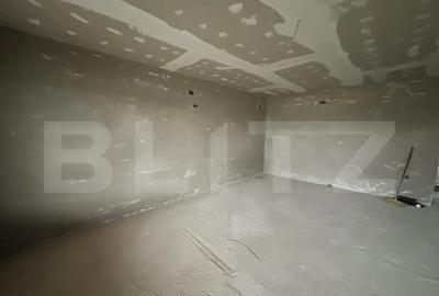 Casă cu 3 camere cu Teren 1300 Mp în Central - 4