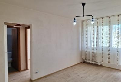 Apartament cu 2 camere semidecomandat, mobilat în Pajura - 2