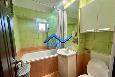 Apartament de cu 3 camere, etaj intermediar, Alexandru cel - 12