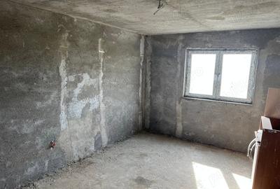 Casă cu 6 camere cu Teren 2000 Mp în Uliești - 6