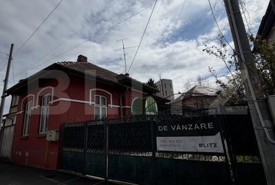 Casă individuală cu 3 camere cu Canalizare în Central - 15