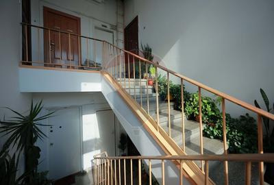 Apartament 3 camere, ultracentral, pod Decebal, et. 3, de vanzare - 30