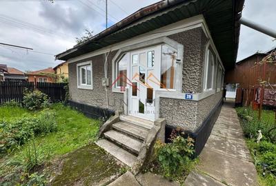 Casa solida 5 camere, teren 736mp, toate utilitatile, CT - 3