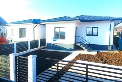 Duplex cu 3 camere în Valea Adâncă
