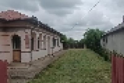 Casă cu 5 camere cu Teren 2260 Mp în Căiata - 2