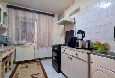 Apartament cu 3 camere decomandat în Răcădău - 6