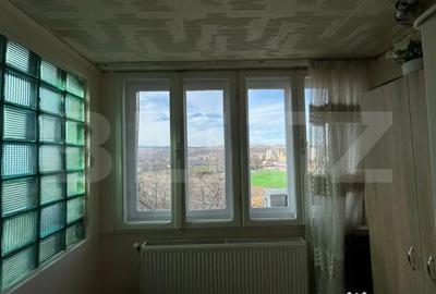 Apartament cu 3 camere semidecomandat în Central - 2