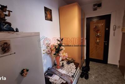 Apartament cu 3 camere în Berceni - 2