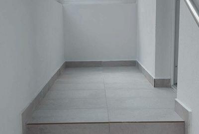 Apartament cu 3 camere decomandat în Pantelimon
