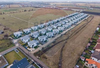 Apartament nou mobilat utilat 3 camere + curte - 18