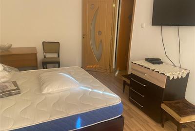 Garsoniera , zona B-dul Independentei , et 2 , 32 mp , decom - 10