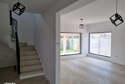 Casă cu 4 camere în Domnești - 1