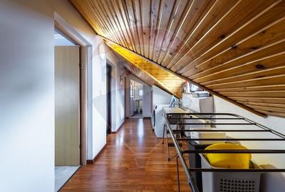 Casă cu 9 camere cu Teren 650 Mp în Tractorul - 48