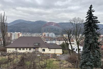 Apartament cu 4 camere decomandat, mobilat în Central - 4