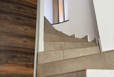 Casă cu 5 camere cu Teren 200 Mp în Băneasa