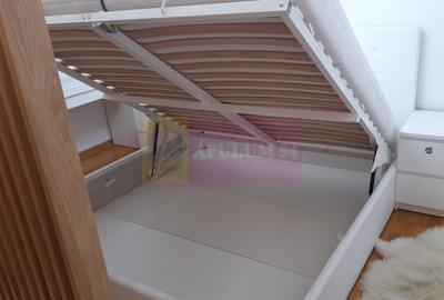 Apartament cu 3 camere semidecomandat, mobilat în P-ța Romană - 60