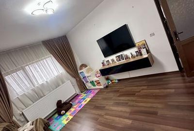 Casă cu 4 camere cu Teren 1700 Mp în Cosmești - 4