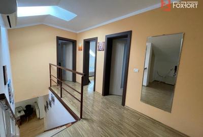 Casa 4 camere, 103 mp, teren 274mp, zona Balcescu - ID V2911 - 16