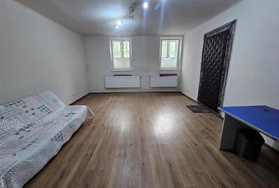 Apartament cu 2 camere nedecomandat în 15 Noiembrie - 8