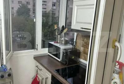 Apartament cu 4 camere decomandat, mobilat în Central - 8