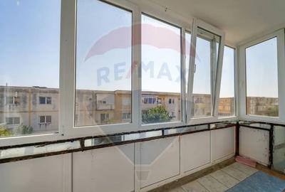 Apartament cu 2 camere semidecomandat în Micălaca - 3