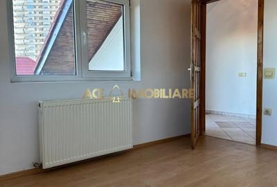 Vila | Cazare Muncitori | Berceni | Aparatorii Patriei | P+1+M - 6