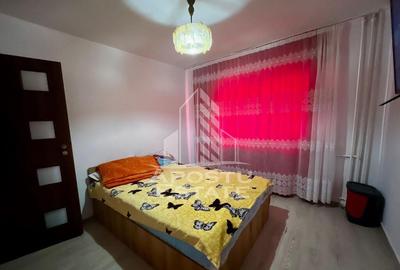 Apartament 3 camere,etaj 3,zona UMT - 6