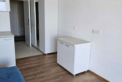Apartament cu 4 camere în 23 August - 4