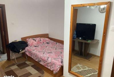 Garsonieră decomandată în Central - 1