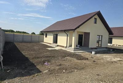 Casă cu 3 camere cu Teren 380 Mp în Dascălu - 5