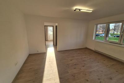 Apartament cu 2 camere semidecomandat în Micro I - 2
