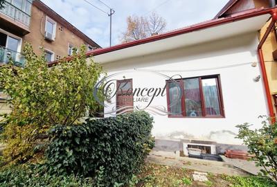 Investitie ideala: casa cu 2 unitati locative si curte, str. Horea - 15