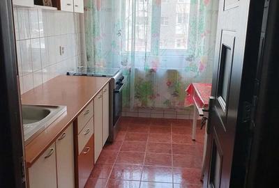 Titan proprietar inchiriez apartament 2 camere decomandate - 4