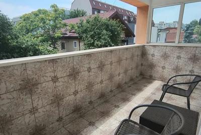 Casă cu 7 camere cu Teren 432 Mp în Fizicienilor - 17