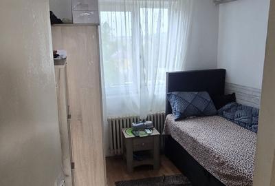 Apartament cu 2 camere decomandat în Exterior Vest