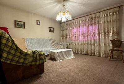 Apartament cu 4 camere decomandat în Sebastian
