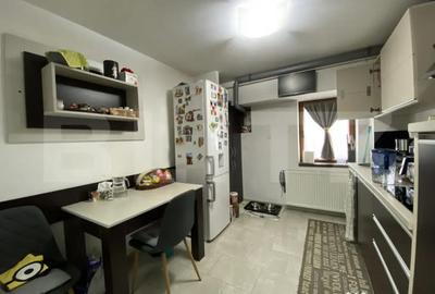Apartament cu 3 camere decomandat în Central - 2
