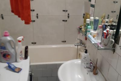 Apartament cu 4 camere decomandat în Titan - 8