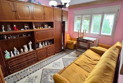 Apartament cu 4 camere decomandat în Central - 2