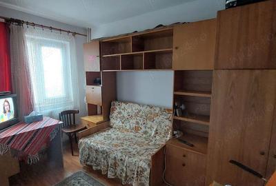 Apartament 3 camere decomandat - 8