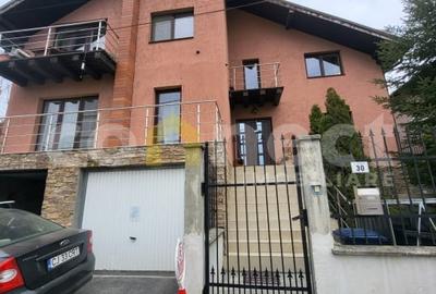 Duplex cu 5 camere cu Canalizare în Sud - 17