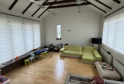 Casa 4 camere, 3 bai, 750mp teren, zona grill cuptor de paine, livada, Floresti
