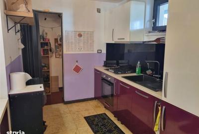 Casă cu 4 camere decomandat în Florilor - 2