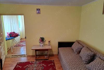 Casă cu 5 camere cu Teren 2272 Mp în Costești - 4