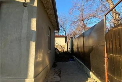 Casă cu 3 camere cu Canalizare în Central - 8